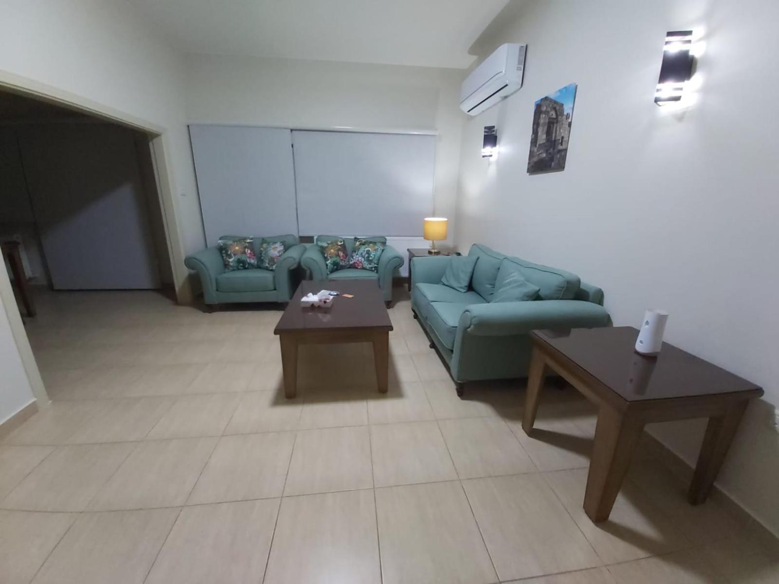 Cmk Housing Apartment Madaba Room photo
